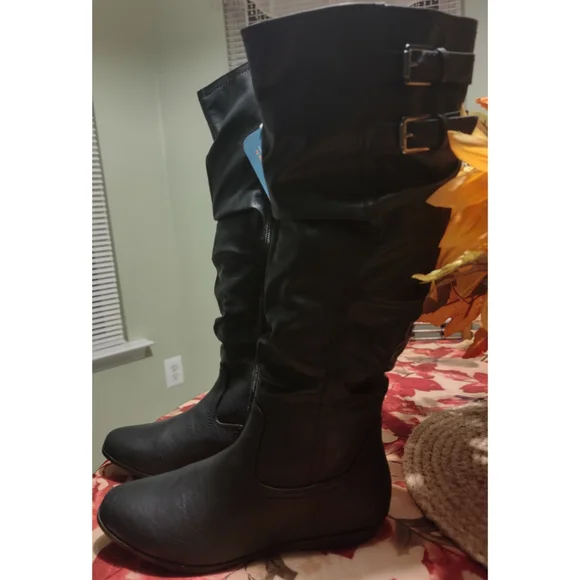 NWT! CLIFFS - By White Mountain Fayla - Picture 2 of 9